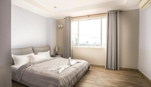 Three-Bedroom Apartment with View