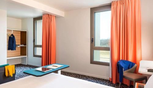 Standard Room with One Double Bed and a Sofa Bed