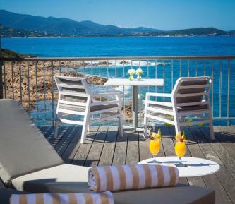 Luxury King Room with Private Solarium and Sea View 