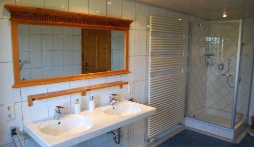 Triple Room with Shared Bathroom
