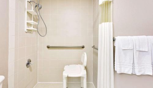 King Room - Mobility Access/Non-Smoking