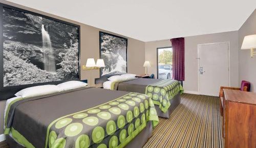 Queen Room with Two Queen Beds - Non-Smoking