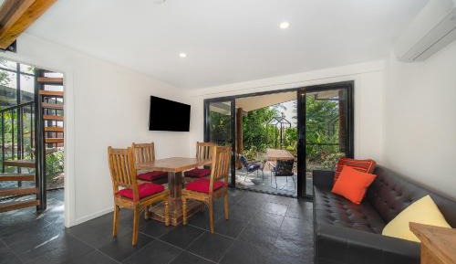 Deluxe Suite with  Views - 1 