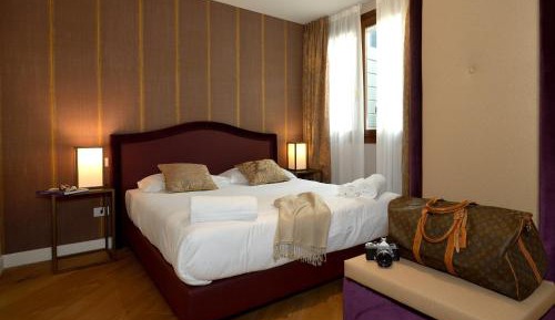 Two-Bedroom Apartment (6 Adults) (San Marco 1859)