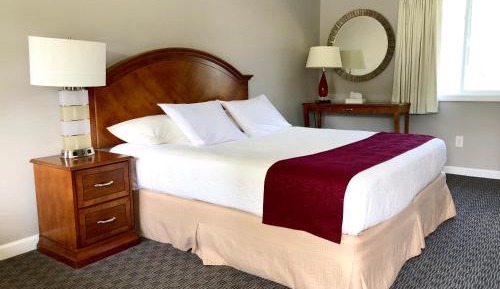 King Room with Pool View