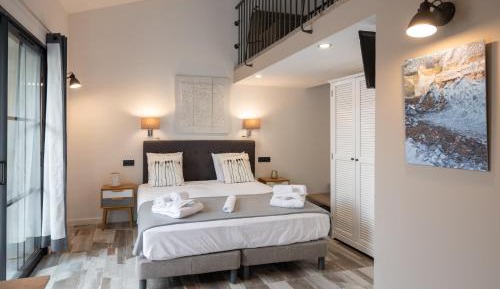 Superior Family Room