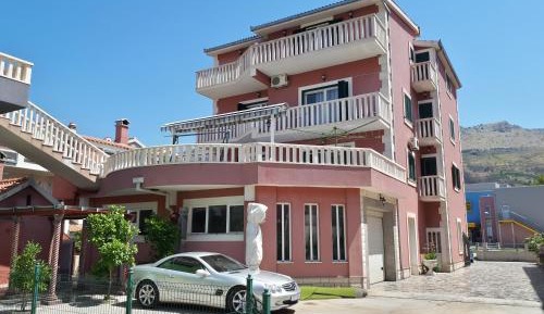 Standard Apartment