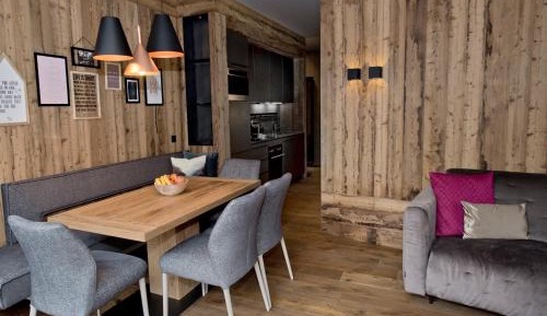 Two-Bedroom Apartment with Garden View