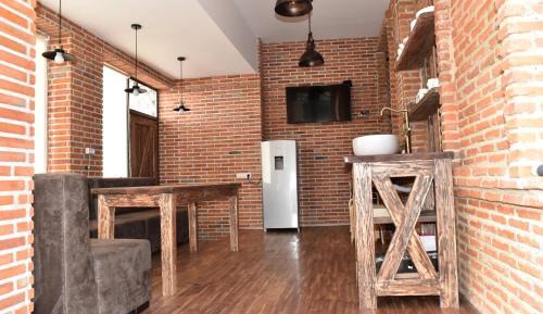 Twin Room with Shower