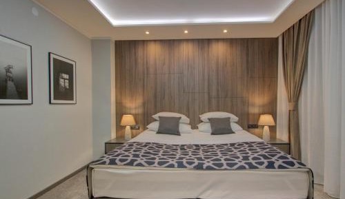 Large Double or Twin Room