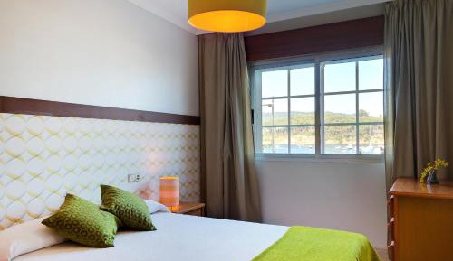 Three-Bedroom Apartment with Sea View