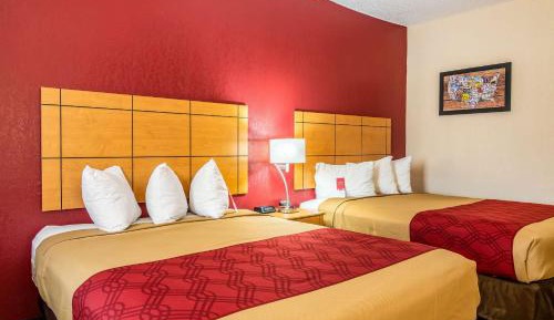 Queen Room with Two Queen Beds - Non-Smoking