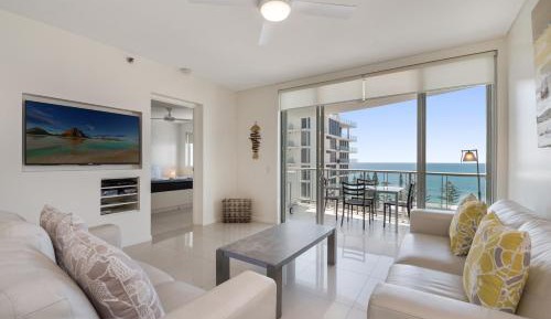 Two Bedroom Apartment with Ocean View