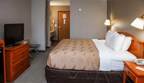 King Room - Non-Smoking