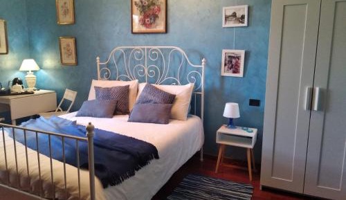 Double Room with Private External Bathroom
