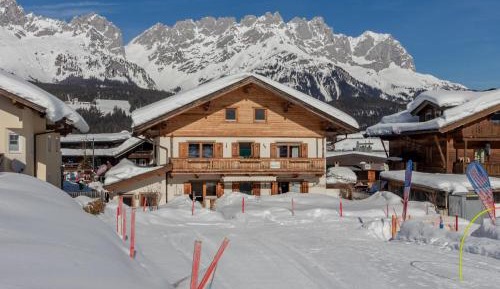 Superior Chalet