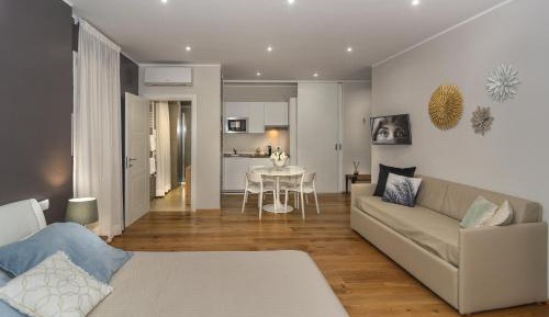 Studio Apartment