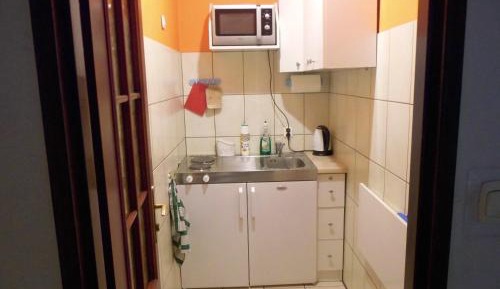 Quadruple Room with Private Bathroom