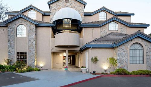 King Room - Non-Smoking