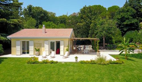 Villa with Sea View