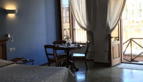 Junior Suite with Canal View