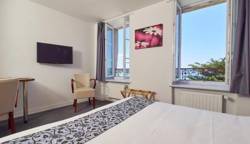 Deluxe Double Room with Bath