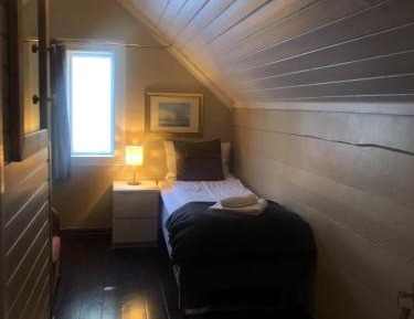 Small Single Room