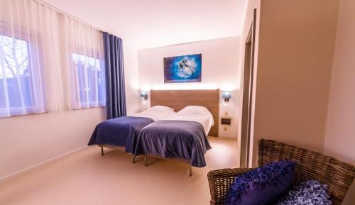 Large Twin Room