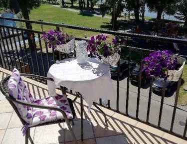 Suite with Lake View