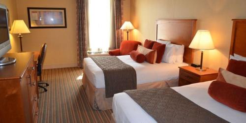 Standard Queen Room with Two Queen Beds