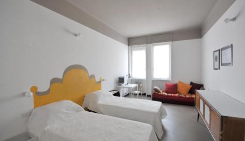 Twin Room with Private Bathroom