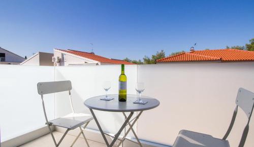 Studio with Terrace