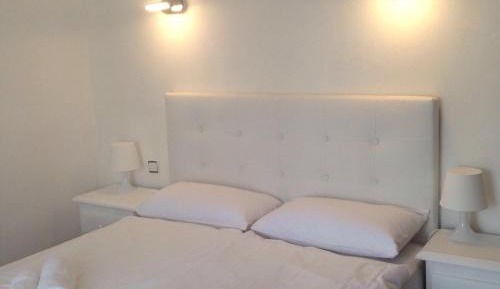 Twin Room with Private Bathroom