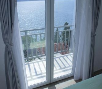 Deluxe Double or Twin Room with Sea View