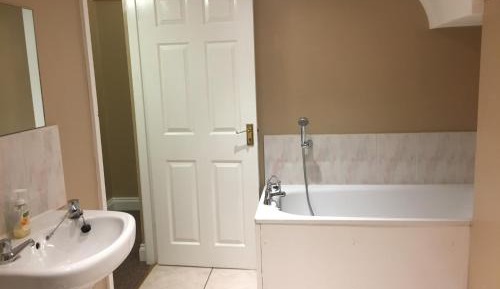 Triple Room with Private Bathroom