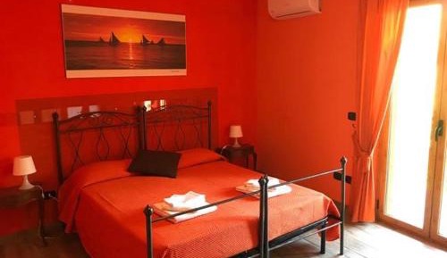 Quadruple Room with Private Bathroom