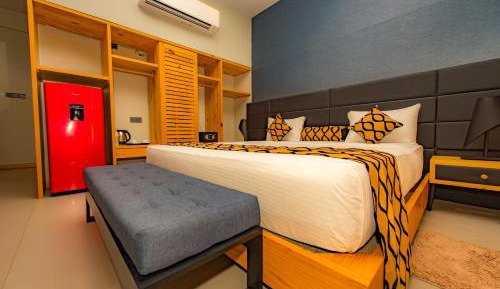 Deluxe Double Room with Garden View and Terrace