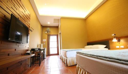 Standard Queen Room with Two Queen Beds