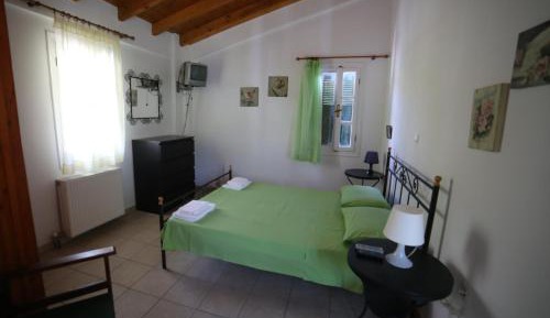 Studio Apartment with Sea View