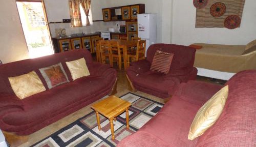 Two-Bedroom Cottage with Garden View