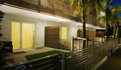 Large Triple Room