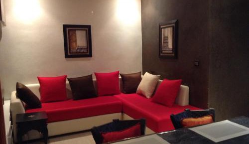 Deluxe Apartment