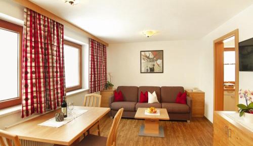 Superior One-Bedroom Apartment