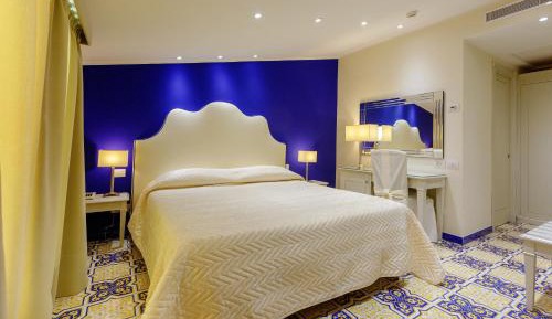 Deluxe Double Room with Sea View