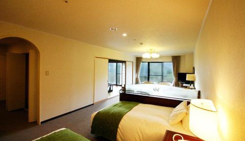 Suite with Tatami Area - Non-Smoking