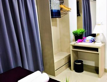 Deluxe Family Room