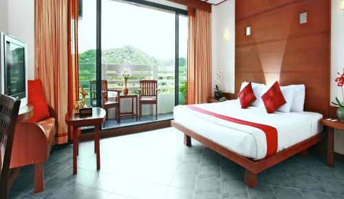 Superior Deluxe Double or Twin Room 