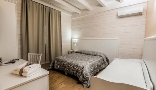Large Double Room