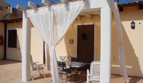 One-Bedroom Apartment (2 Adults)