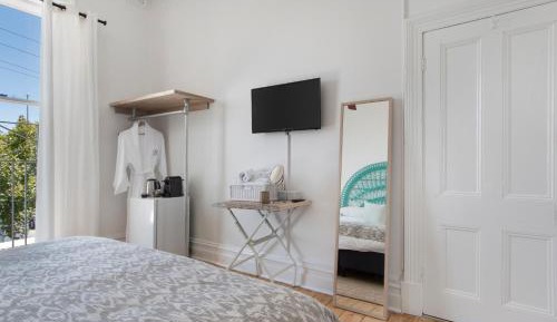 Double Room with Shared Bathroom